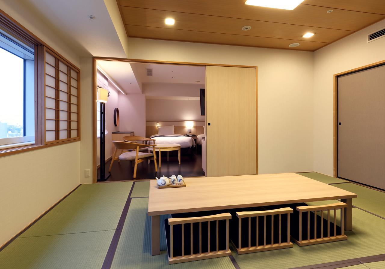 Solaria Nishitetsu Hotel 4*